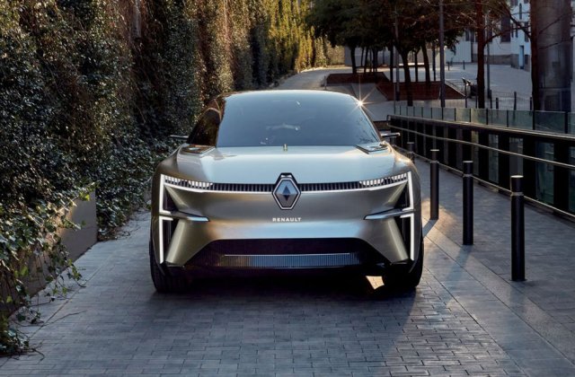 Luca de Meo anunță primele schimbări la Renault: francezii se concentrează pe design și pe lansarea de modele compacte