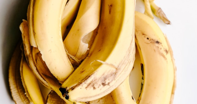  Top  Arunci coaja de banană la gunoi? 6 resturi alimentare pe care le poți mânca