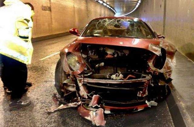 Automobilul Ferrari avariat de Ronaldo va fi repus in vanzare pe eBay