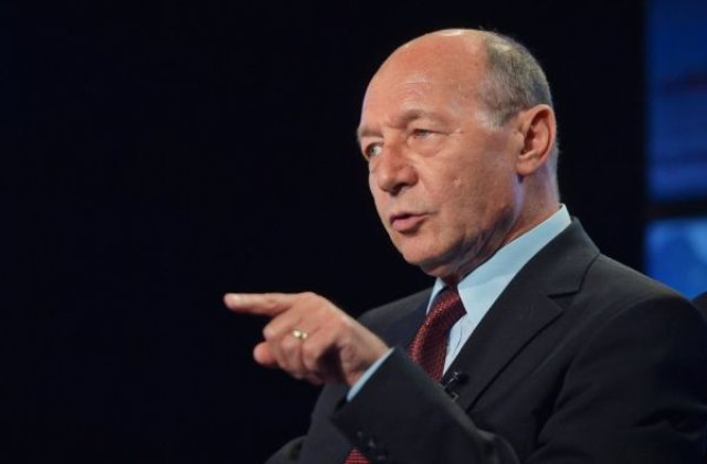 Băsescu, după ce poliția a participat la priveghiul lui Emi Pian: &bdquo;Moartea unui interlop a devenit eveniment național&rdquo;