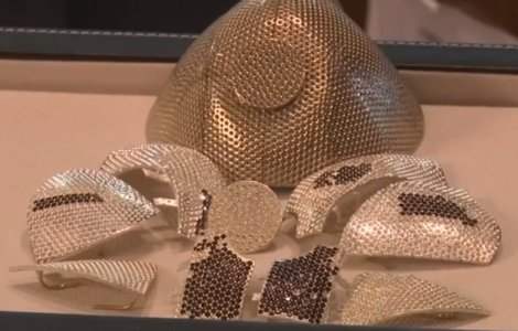 Compania care lucrează la masca de protecție de 1,5 milioane de dolari