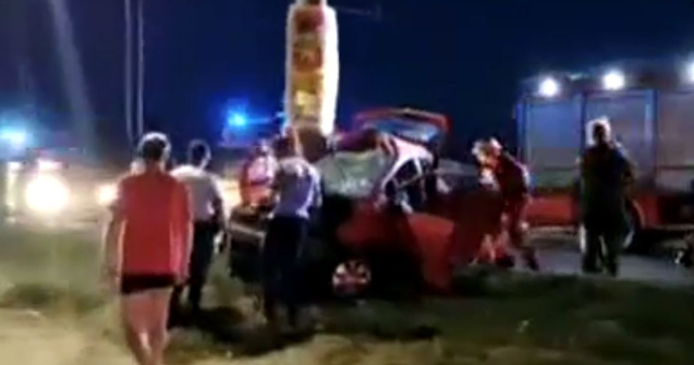 Un tânăr a murit după ce iubita sa, șoferiță începătoare, a tras de volan ca să evite un câine