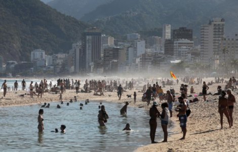 Aplicaţia în care rezervi un loc pe plajă, pentru a respecta distanţarea