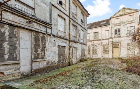 Cadavru ascuns timp de 30 de ani într-un conac din Paris