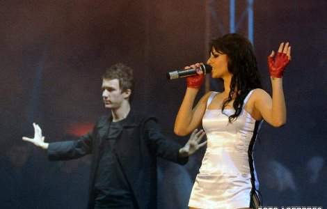 Giulia, noua solista Dj Project