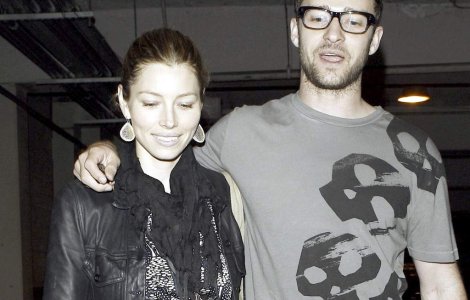 Este oficial: Justin si Jessica nu mai formeaza un cuplu