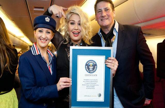 Record Guinness: Concert sustinut la altitudinea de 13.000 m