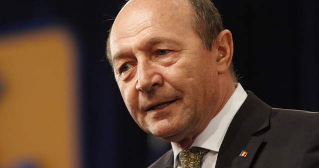 Băsescu: „Fiecare pensionar este furat, în medie, cu 904 lei”