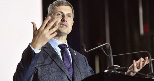 Barna critică „vechea clasă politică” românească: „Nu mai are ce să ofere”
