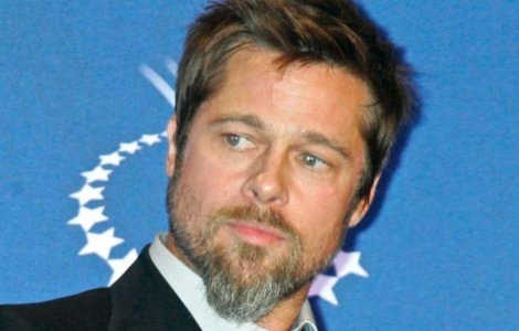 Brad se intalneste pe ascuns cu fosta sotie