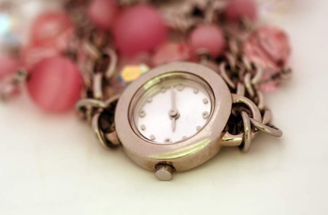 Produsele de lux, mai ieftine din 2010