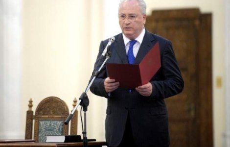 Puiu Hasotti: Grupul PNL nu va participa la mesajul lui Basescu