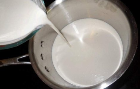 Scandalul laptelului infectat capata amploare