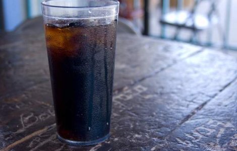 New York: Justitia ridica interdictia de vanzare a bauturilor cu mult zahar