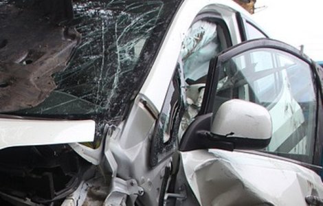Accident grav pe A1! O fetiță de 2 ani și mama sa au murit din cauza neatenției unui șofer de TIR