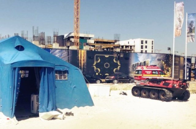 Turistă suspectă de Covid-19, luată cu ambulanța direct de pe plaja din Eforie Nord