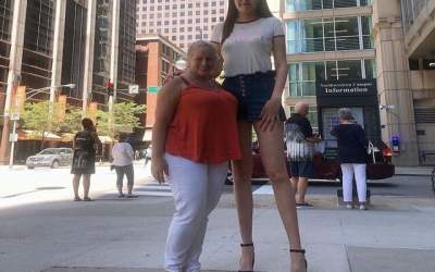 FOTO Ea este femeia cu cele...