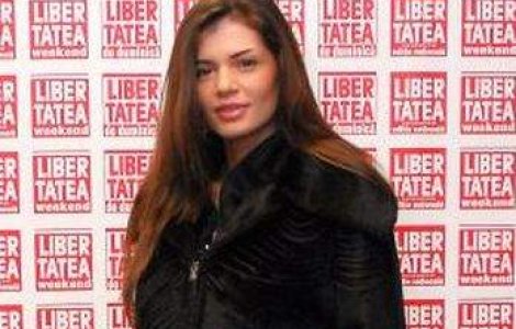 Moni si-a luat un nou sofer