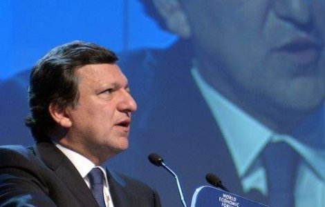 Barroso, catre Basescu: "Romania este nepermis de mult intarziata"