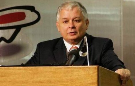 Kaczynski a semnat Tratatul de la Lisabona