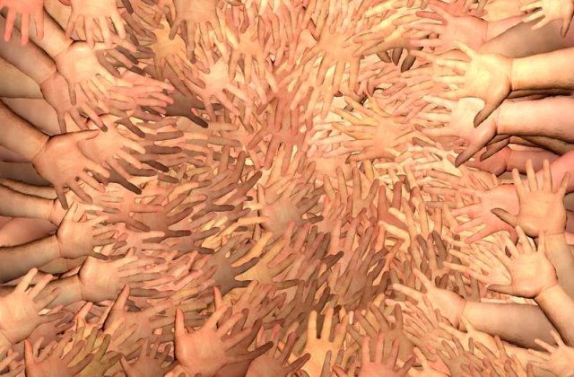 Candidatii la Presedintie cauta pe internet voluntari pentru a se promova in cursa pentru Cotroceni