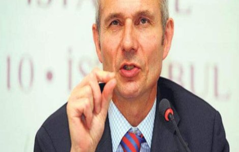 Reforma sistemului social britanic nu ii va discrimina pe romani