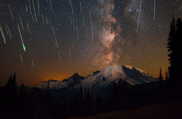 VIDEO Ploaie de stele căzătoare: Perseidele surprinse &icirc;n imagini magnifice