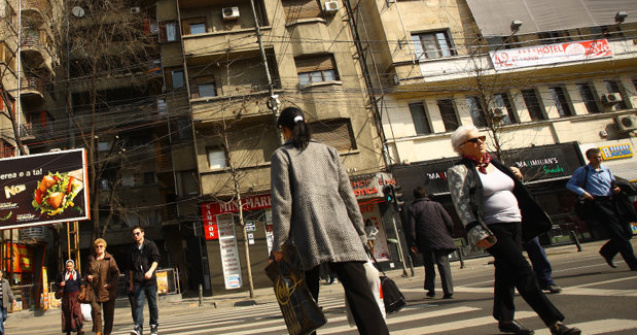 INS: Populația României continuă să scadă de la an la an