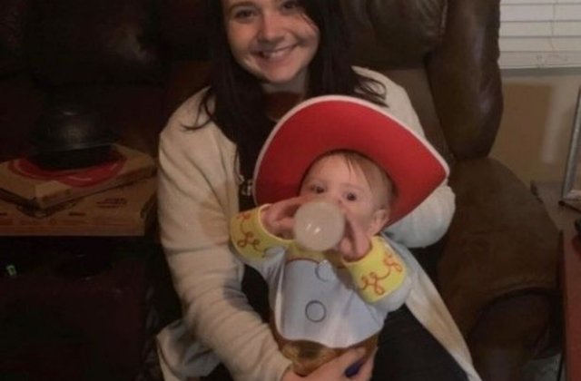 O mamă de 19 ani riscă să fie executată pentru că și-ar fi omor&acirc;t bebelușul