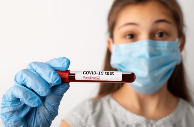 Proiect: Elevii și profesorii din Capitală, testați gratuit de Covid-19