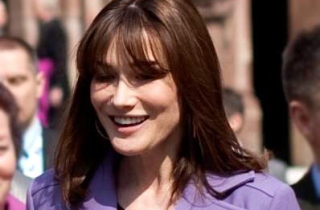 Carla Bruni-Sarkozy face confesiuni despre sedintele ei de psihanaliza