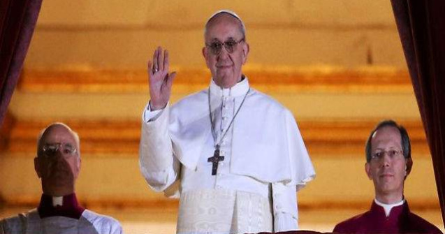 Papa Francisc si-a inceput oficial pontificatul