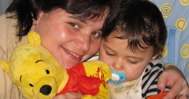 Mai putine adoptii dupa schimbarea legii