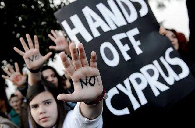 Parlamentul cipriot a respins taxa pe depozite bancare