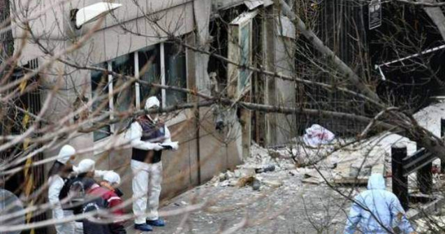 Atacuri cu bomba impotriva unui minister si a partidului de guvernamant din Turcia