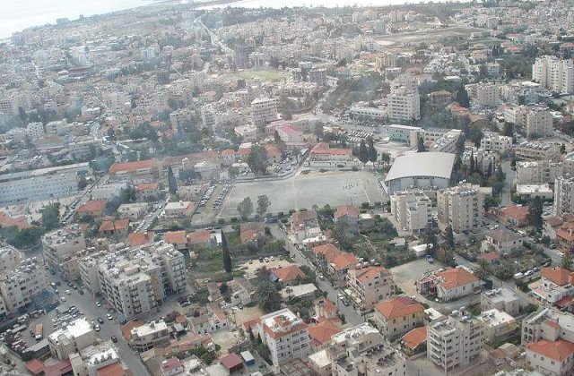 Cipru apeleaza la asigurarile sociale si la Biserica pentru bani