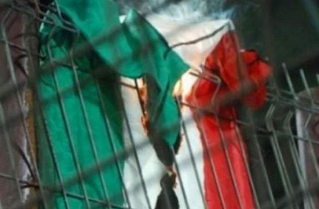 Rapid, sanctiune aspra dupa ce fanii au incendiat drapelul Ungariei