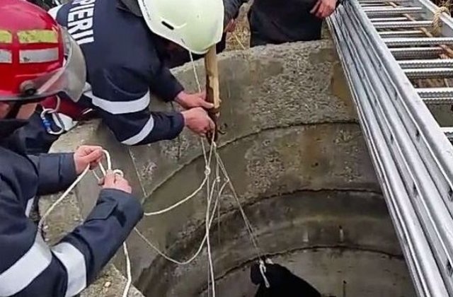 Sfârșit tragic pentru un adolescent din Botoșani. A căzut într-o fântână adâncă de 20 de metri