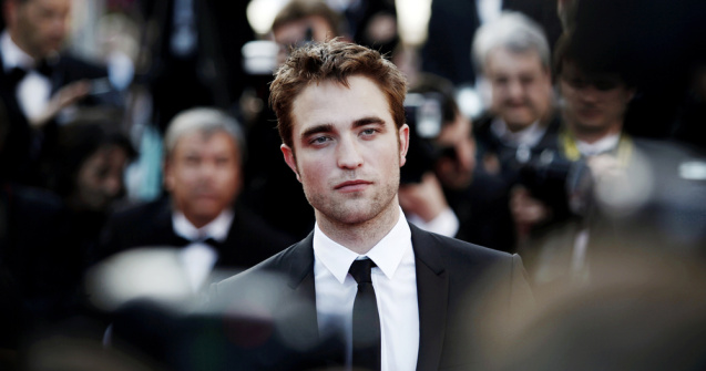 Actorul Robert Pattinson a fost testat pozitiv cu Covid-19