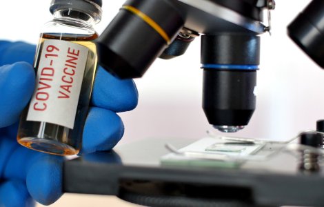 OMS: Nu ne așteptăm să asistăm la o vaccinare în masă până la jumătatea lui 2021