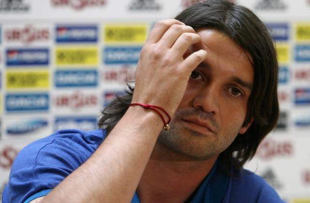 Chivu, la un pas de retragere