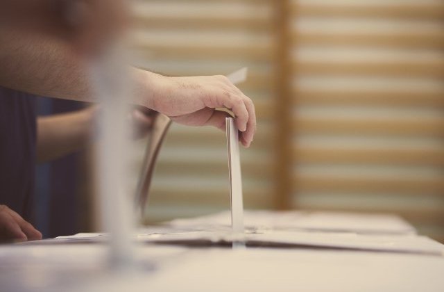 Rom&acirc;nii fără viză de flotant vor putea vota doar &icirc;n localitatea unde au domiciliul