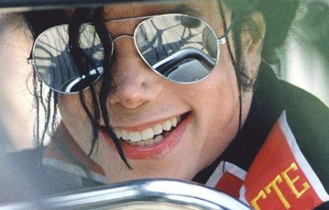 Albumul de remixuri Michael Jackson, disponibil in Romania