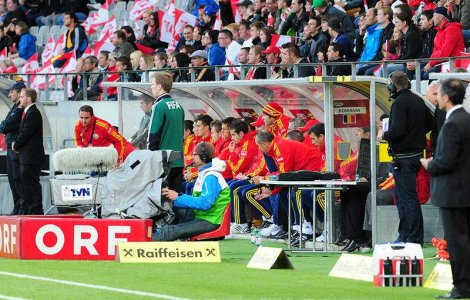 Zgonea vrea sa scape de Piturca