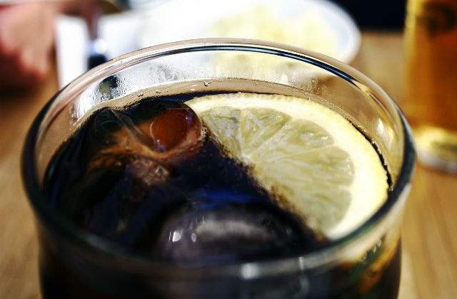 Pepsi schimba infatisarea sticlelor de 0,5 litri