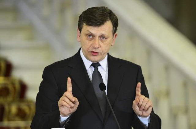 Se pregateste terenul pentru absorbtia PDL-ului de catre PNL?