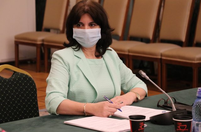 Cazuri de Covid-19 la o grădiniță și o școală din Capitală. Anisie: „Se va da hotărârea pentru scenariul roșu”