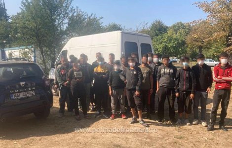 20 de sirieni au vrut să treacă ilegal granița cu ajutorul unui cetățean sârb