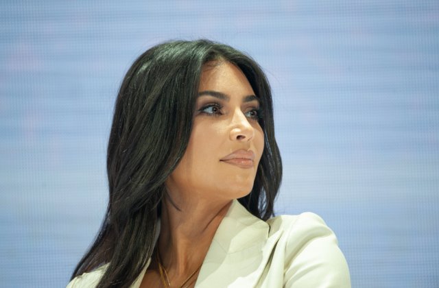 Vedetele își blochează conturile de Facebook! Kim Kardashian și Leonardo DiCaprio s-au alăturat protestului