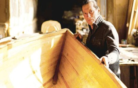 Concursuri de vaslit pe canotci, din mai pana in septembrie